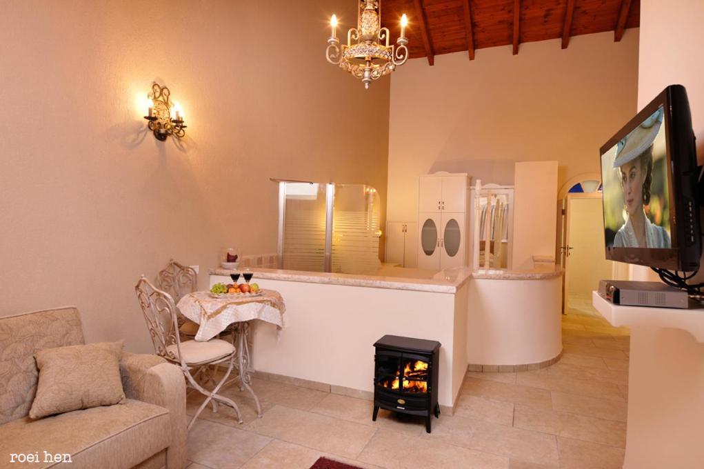 Old City Inn Safed Room photo